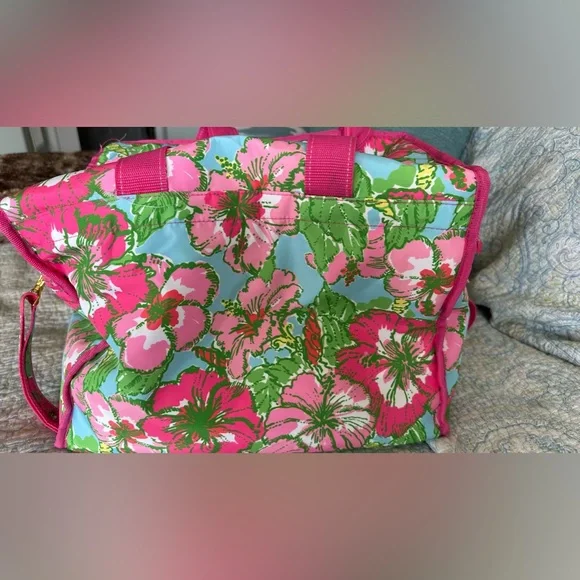 Lilly Pulitzer Beach Cooler Featured By Big Flirt in a Beautiful Floral Print - Picture 13 of 16